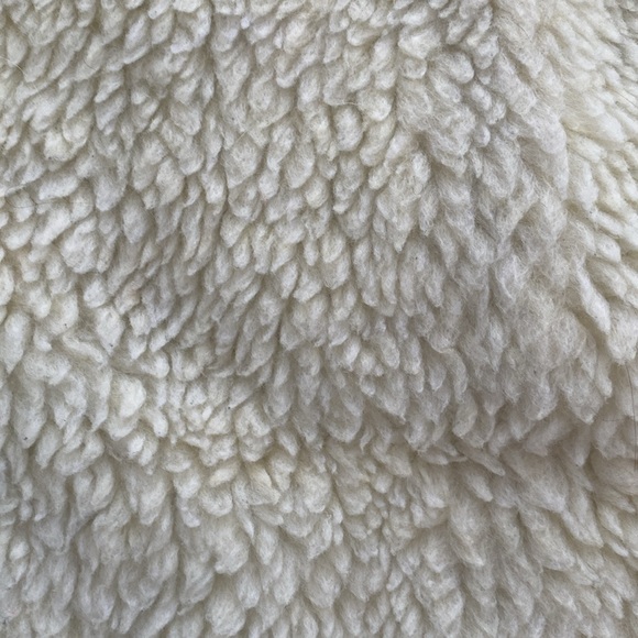 Vest - Picture 5 of 5